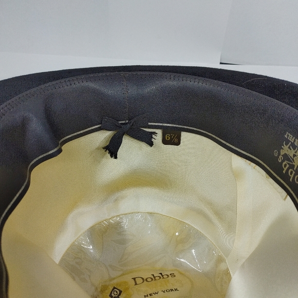Vintage DOBBS Fifth Avenue Men's Hat with Feather - Picture 5 of 7